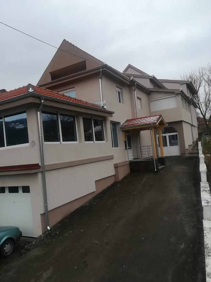 Raška Karavan 123 מראה חיצוני תמונה